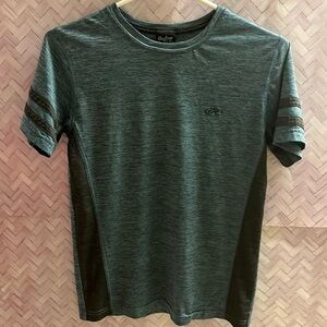 4/$20 Rawlings boys t-shirt, colour blends blue black size large